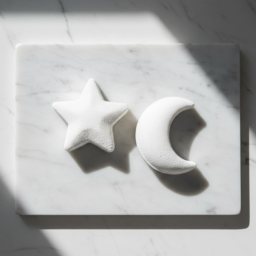 Bombas de Baño Estrella y Luna – Flat Lay Minimalista FRANAGA